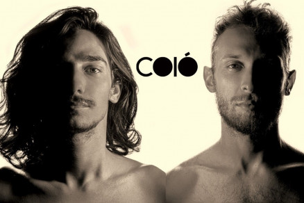 Caio Ribeiro e Douglas Peron protagonizam o espetculo