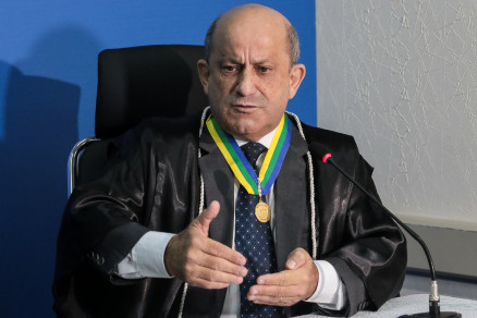 Deciso deste sbado (2)  assinada pelo desembargador Sebastio Barbosa Farias