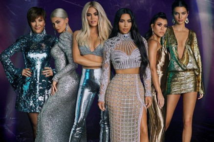A empresria Kris Jenner e suas filhas 
