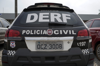 Pol�cia prende homem acusado de intimidar governador em lives