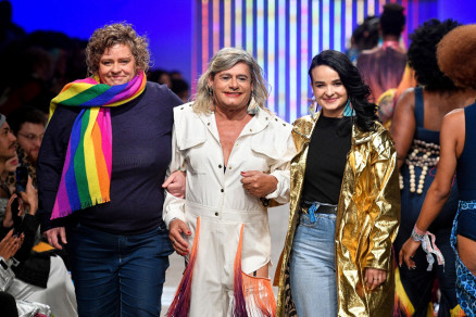 Lvia Barros, Janana Azevedo e Afrodite no desfile Vero 2020, 45 edio da Casa de Criadores
