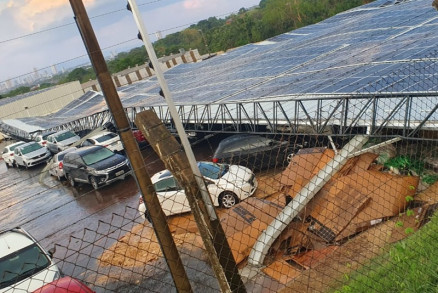 Telhado solar caiu aps forte chuva