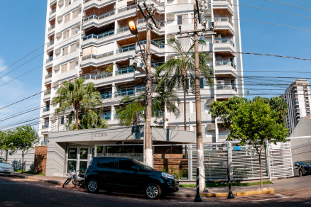 A fachada do Edifcio Barcelona, na Avenida Filinto Mller, em Cuiab