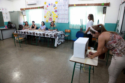 A vota��o democr�tica � a �ltima etapa