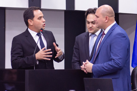 Os vereadores de oposio foram chamados de 