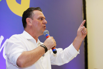 O ministro da Agricultura Carlos Fvaro