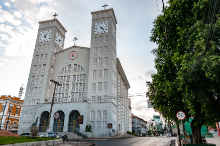 A polcia foi acionada para investigar o corpo e o local da morte