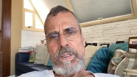 Carlinhos de Jesus, 72