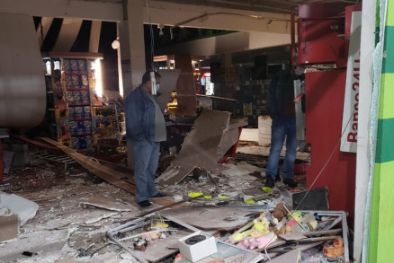 Local ficou parcialmente destru�do ap�s explos�o