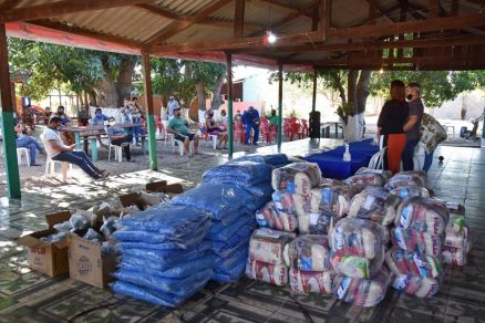 350 famlias foram beneficiadas com doaes