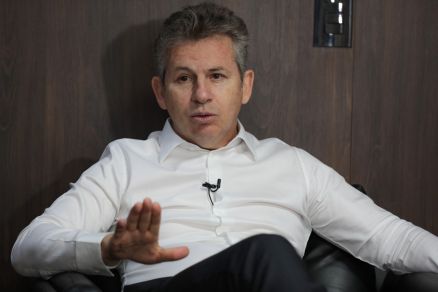 O governador do Estado, Mauro Mendes: veto a RGA