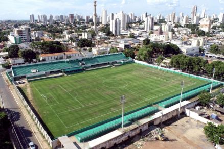 Imagem area do estdio Eurico Gaspar Dutra, o Dutrinha