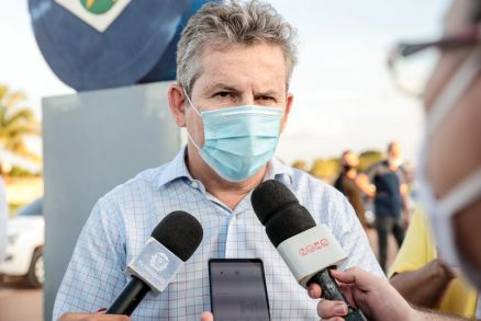 O governador Mauro Mendes disse que est tentando adquirir mais doses