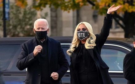 Lady Gaga cantar o hino dos Estados Unidos