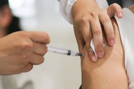 Coronavac deve ser usada s em crianas e adolescentes, anuncia Queiroga