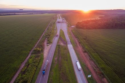 Imagem area de trecho da BR-163 em Mato Grosso