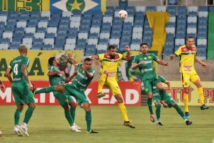 Garantido na elite, Cuiab  derrotado pelo Sampaio Corra por 3 a 1
