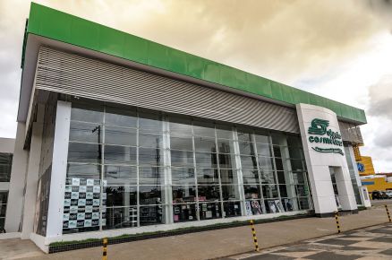 O empresrio Jurandir da Silva Vieira, da Soluo Cosmticos: nova loja e  gerao de empregos