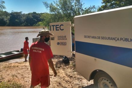 O corpo foi encontrado pelo Corpo de Bombeiros