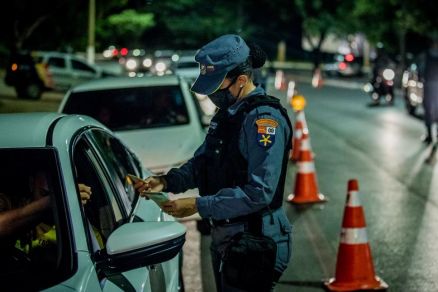 Polcia fez mais uma operao da Lei Seca em Cuiab, no feriado da  Proclamao da Repblica