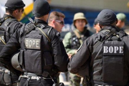Militares do Bope realizaram desativao de material explosivo deixado por criminosos 