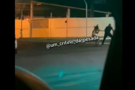 Vdeo mostra confuso com socos e pedradas no centro de Cuiab