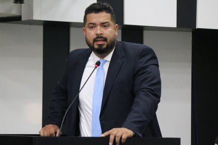 O vereador Marcus Brito, que  relator da CPI