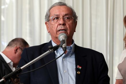 O senador Jayme Campos