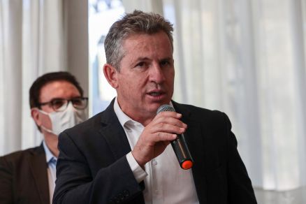 O governador Mauro Mendes, que comentou o caso da fila dos 