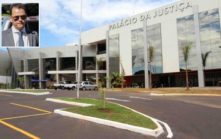 O empresrio Eder Pinheiro (no detalhe): TJ desbloqueia contas de esposa