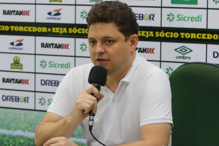 O vice-presidente do Cuiab, Cristiano Dresch, que comanda o dia a dia do clube