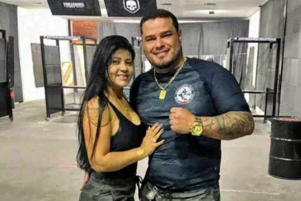 Ana Cludia Flor e o marido, Toni da Silva Flor, morto em 2020