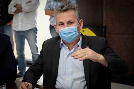 O governador Mauro Mendes, que lamentou morte de Tampinha
