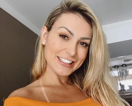 Andressa Urach cancelou gravaes +18 com outros criadores