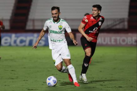 Atltico-GO e Cuiab ficam no empate em jogo de poucas chances