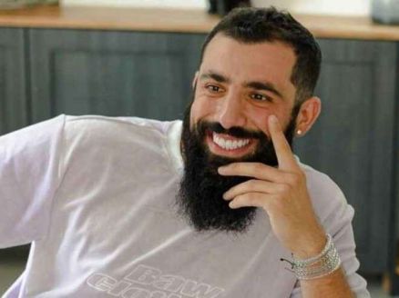 Kaysar Dadour afirmou j� ter perdido trabalhos por conta de suas confid�ncias sexuais