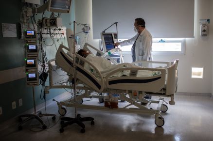H 182 internaes em UTIs pblicas e 112 em enfermarias pblicas