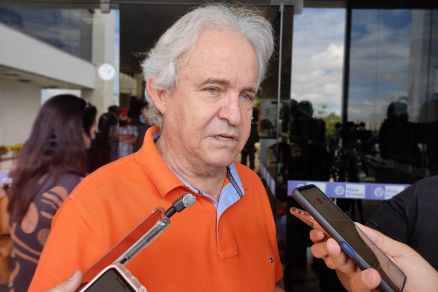 Adilton Sachetti criticou o troca-troca partid�rio que fragiliza os partidos