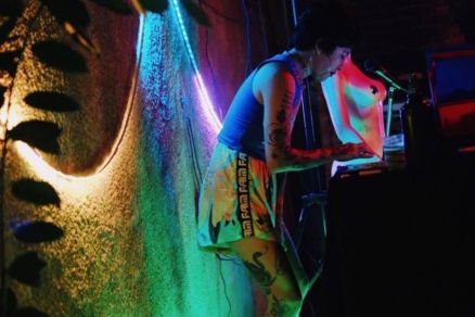 O projeto Velcre-se j teve duas edies no antigo bar Metade Cheio