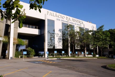 Fachada do Tribunal de Justia de MT