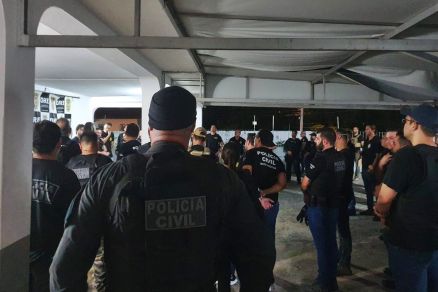  Polcia Civil deflagra operao contra associao criminosa envolvida com comrcio de drogas sintticas em Cuiab