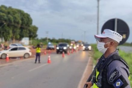 Foram registrados o total de 414 Autos de Infrao de Trnsito