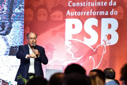 O ex-governador Geraldo Alckmin, durante congresso do PSB em Braslia 