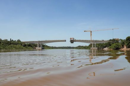 Ponte do Parque Atalaia sobre o Rio CuiabÃ¡ 