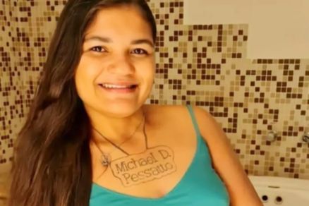 A atriz porn Ester Pessatto, a 