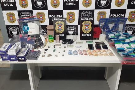 Ao resultou na apreenso de drogas e objetos de origem ilcita