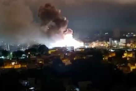 V�deos mostram propor��es das chamas durante inc�ndio