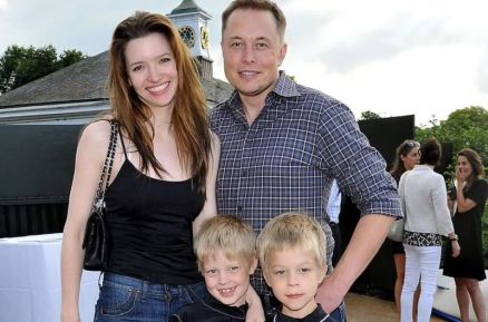 Elon Musk, ex-esposa, e filhos gmeos: Griffin e Xavier, agora Vivian