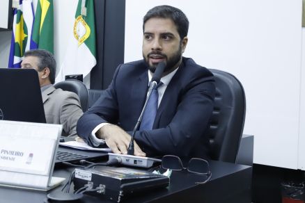 O vereador Lilo Pinheiro, presidente da Comisso de tica
