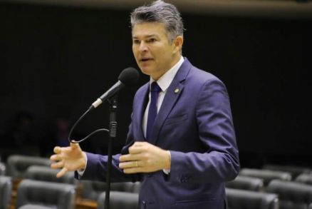 O deputado federal Jos Medeiros, que disse crer em queda de Carlos Fvaro